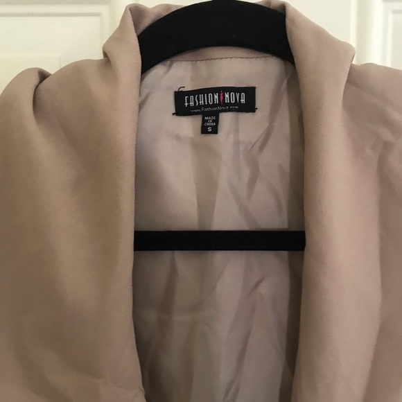 Fashion Nova Coat - Picture 6 of 6